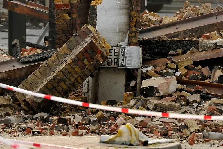 2zix4859-jpg2392000826284685921