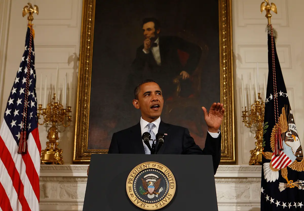 2011-08-08T184951Z-01-WAS301-RTRMDNP-3-OBAMA-ECONOMY-AFGHANISTAN-JPG8812414233829022664