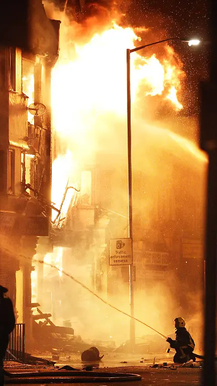 DAB0670-20110809-jpg7993076240676267350