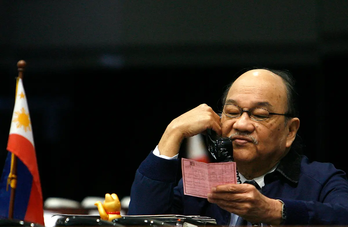 2011-08-08T073904Z-01-MAN203-RTRMDNP-3-MARKETS-GLOBAL-JPG4531457911700640339