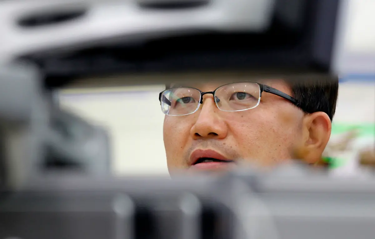 2011-08-08T074751Z-01-SEO103-RTRMDNP-3-MARKETS-GLOBAL-JPG1129042882096652815