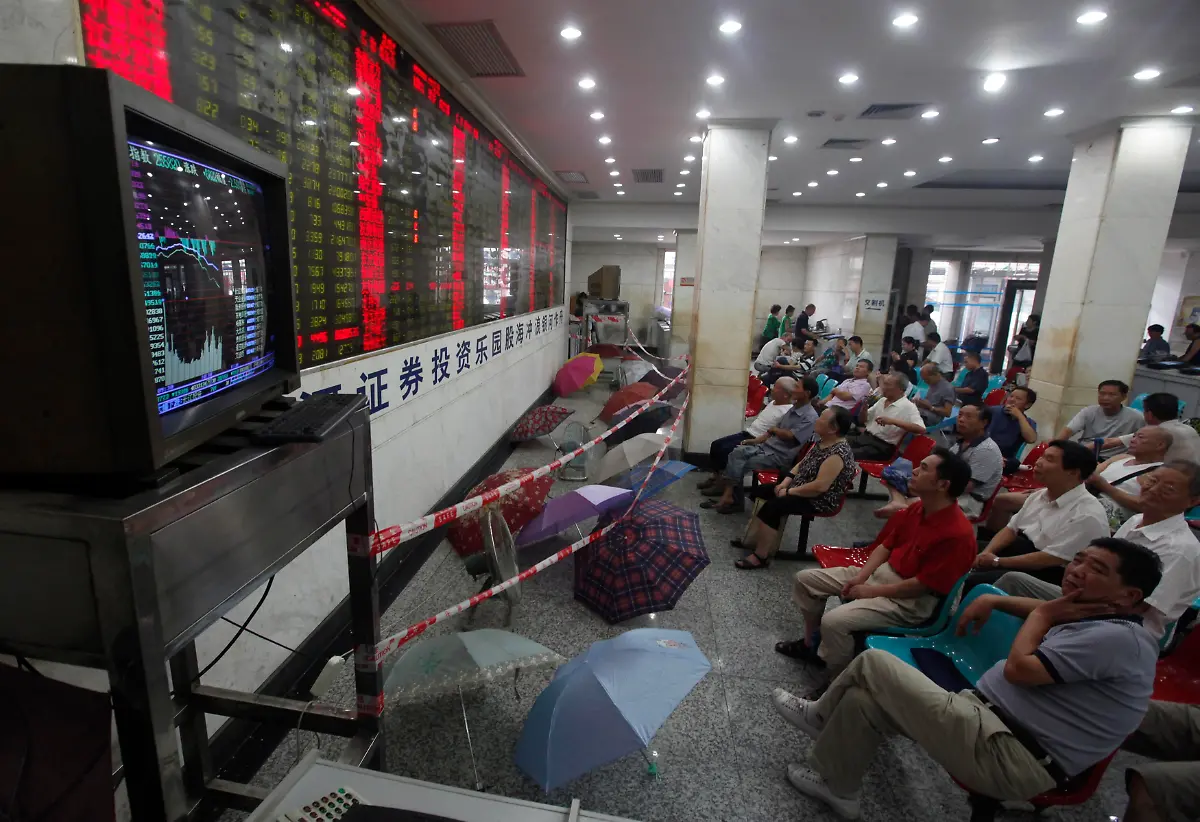 2011-08-08T045444Z-01-PEK01-RTRMDNP-3-MARKETS-HONGKONG-CHINA-STOCKS-JPG8229202758238482559