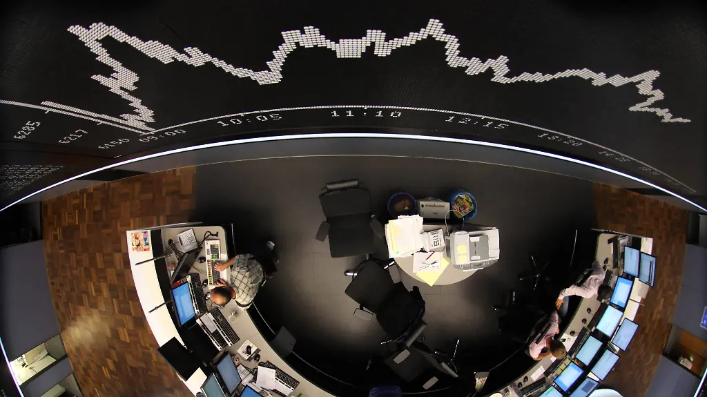 2011-08-05T125904Z-01-ROR06A-RTRMDNP-3-MARKETS-GLOBAL-JPG3682022451307543494