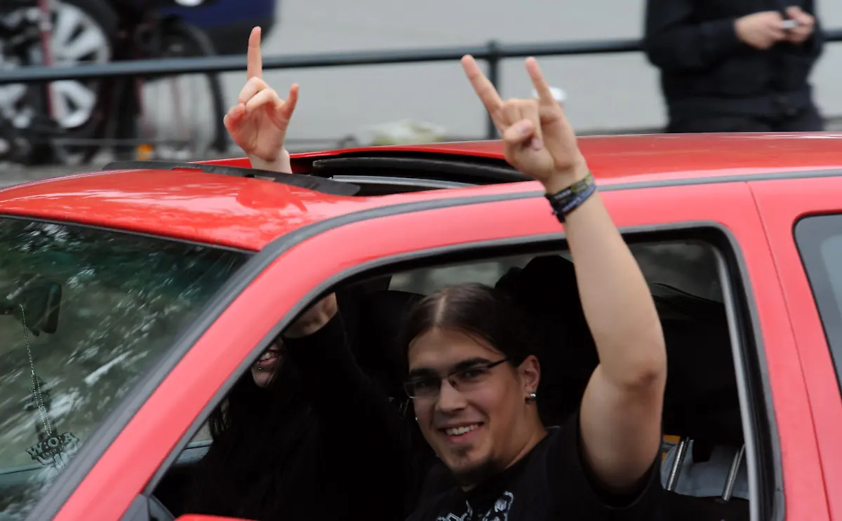 2zd15629-jpg6487479986376026105