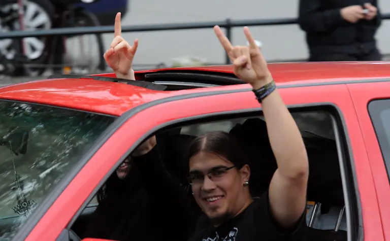 2zd15629-jpg6487479986376026105