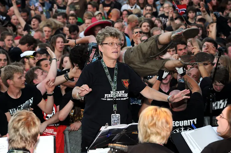 2zel0607-jpg3683052575649898031