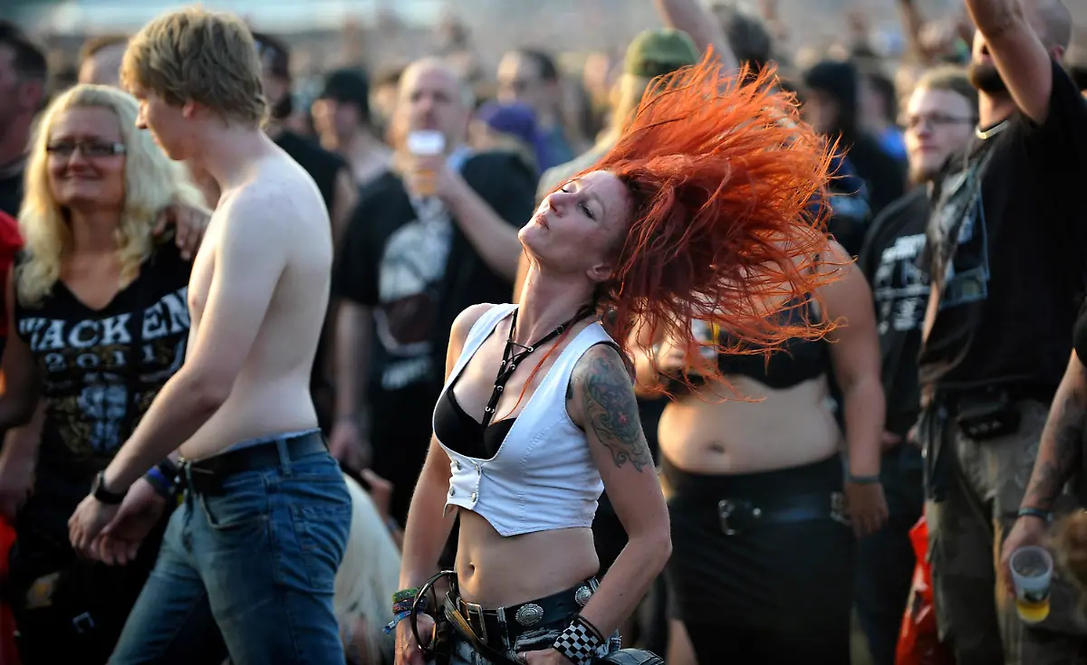 2011-08-04T222316Z-01-MMM100-RTRMDNP-3-GERMANY-JPG7489807066008090493