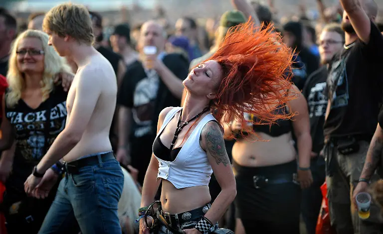 2011-08-04T222316Z-01-MMM100-RTRMDNP-3-GERMANY-JPG7489807066008090493