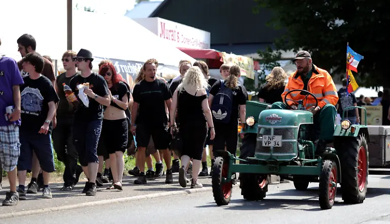 1312375304-jpg762461606288079028