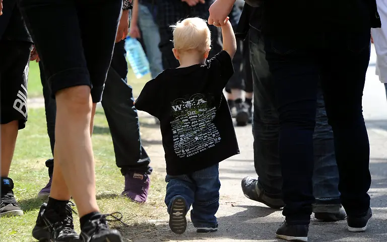 2zed3512-jpg8691345425587713829