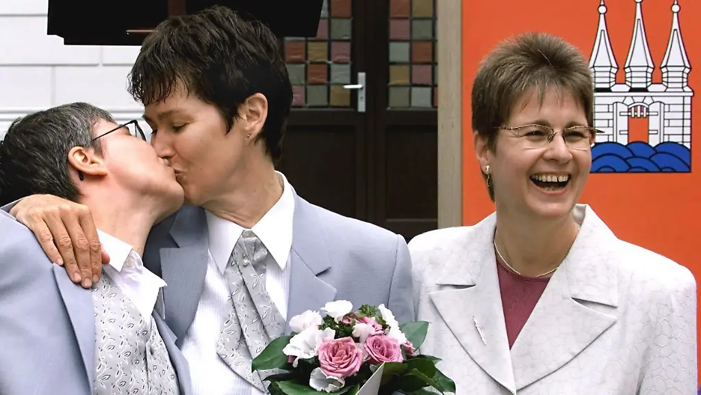 2zbh0015-jpg5654283570199094543