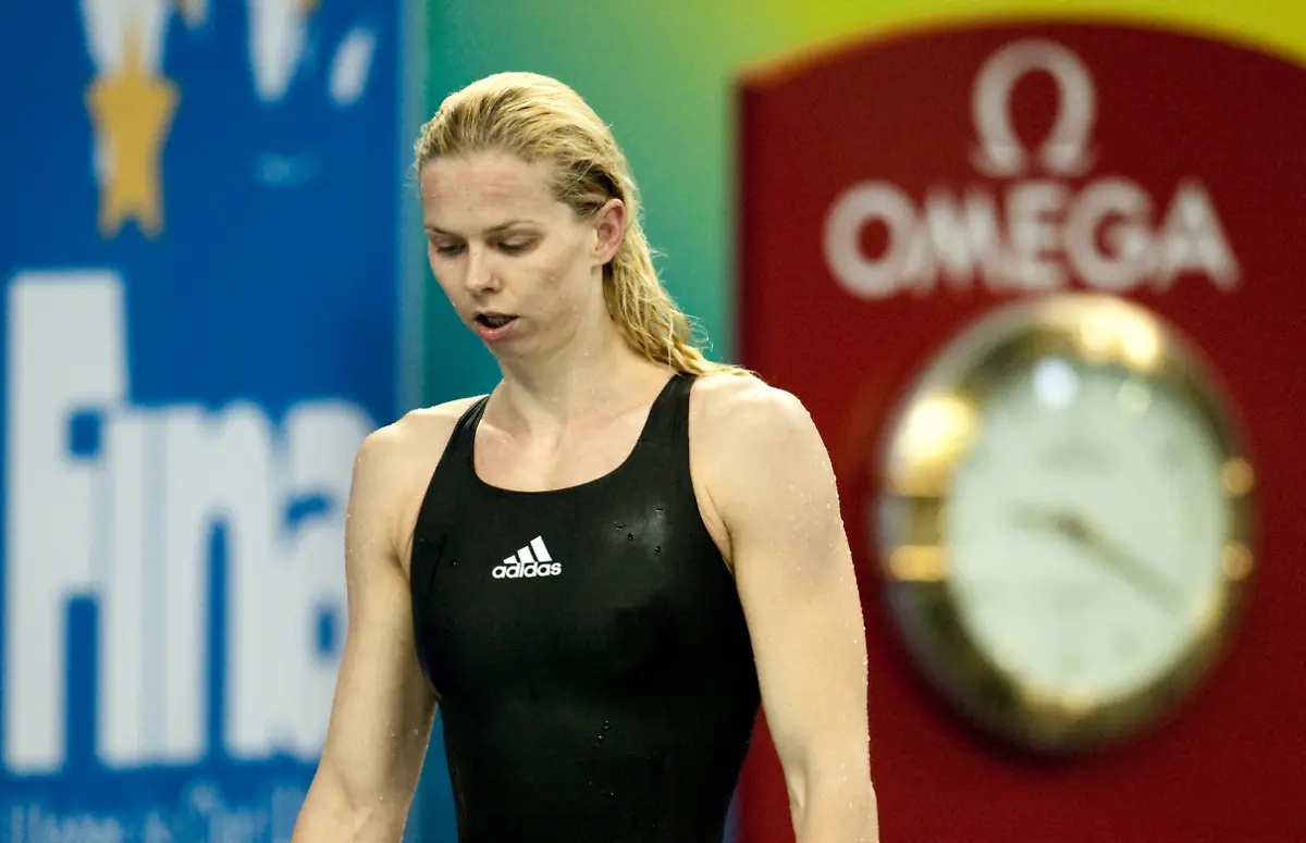 2za42524-jpg5807658113214727249