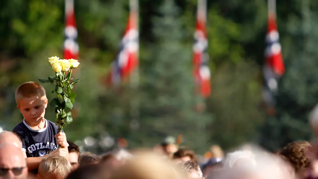 1311710278-jpg4525599364553676422