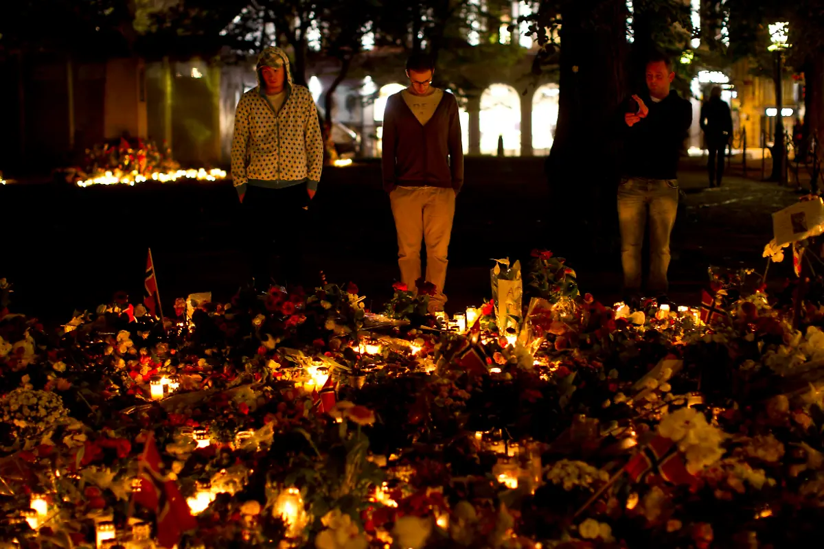 1311640027-jpg7510419640436731518