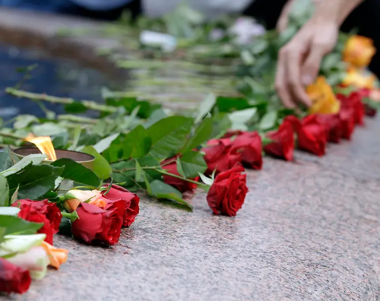 DAB3159-20110725-jpg1154936989725250061