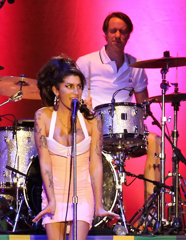 1311456860-jpg5937237013539622086