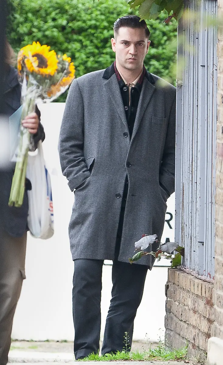 DAB4215-20110723-jpg4121452343487628095