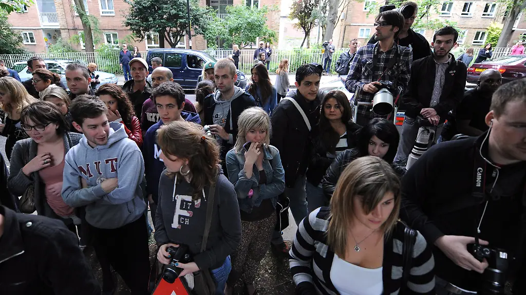 2z785329-jpg7260886986326755078