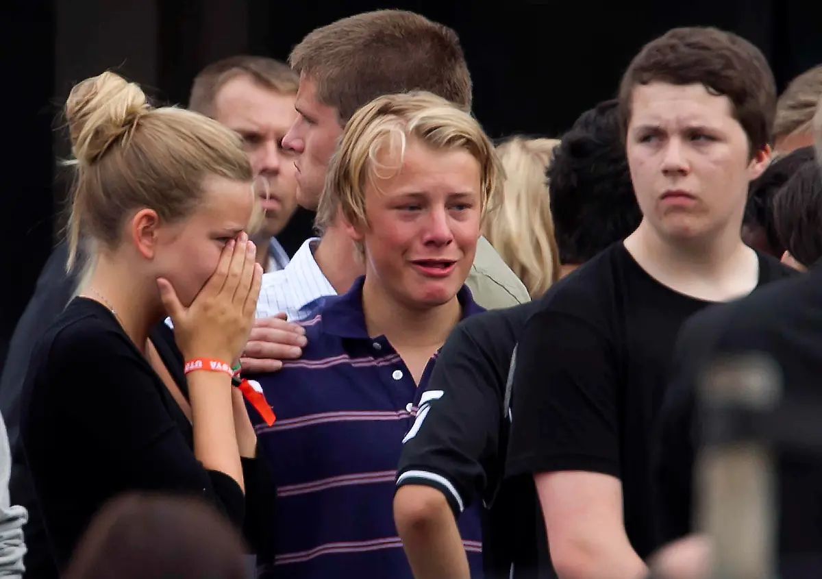 1311433070-jpg2776757554616894399