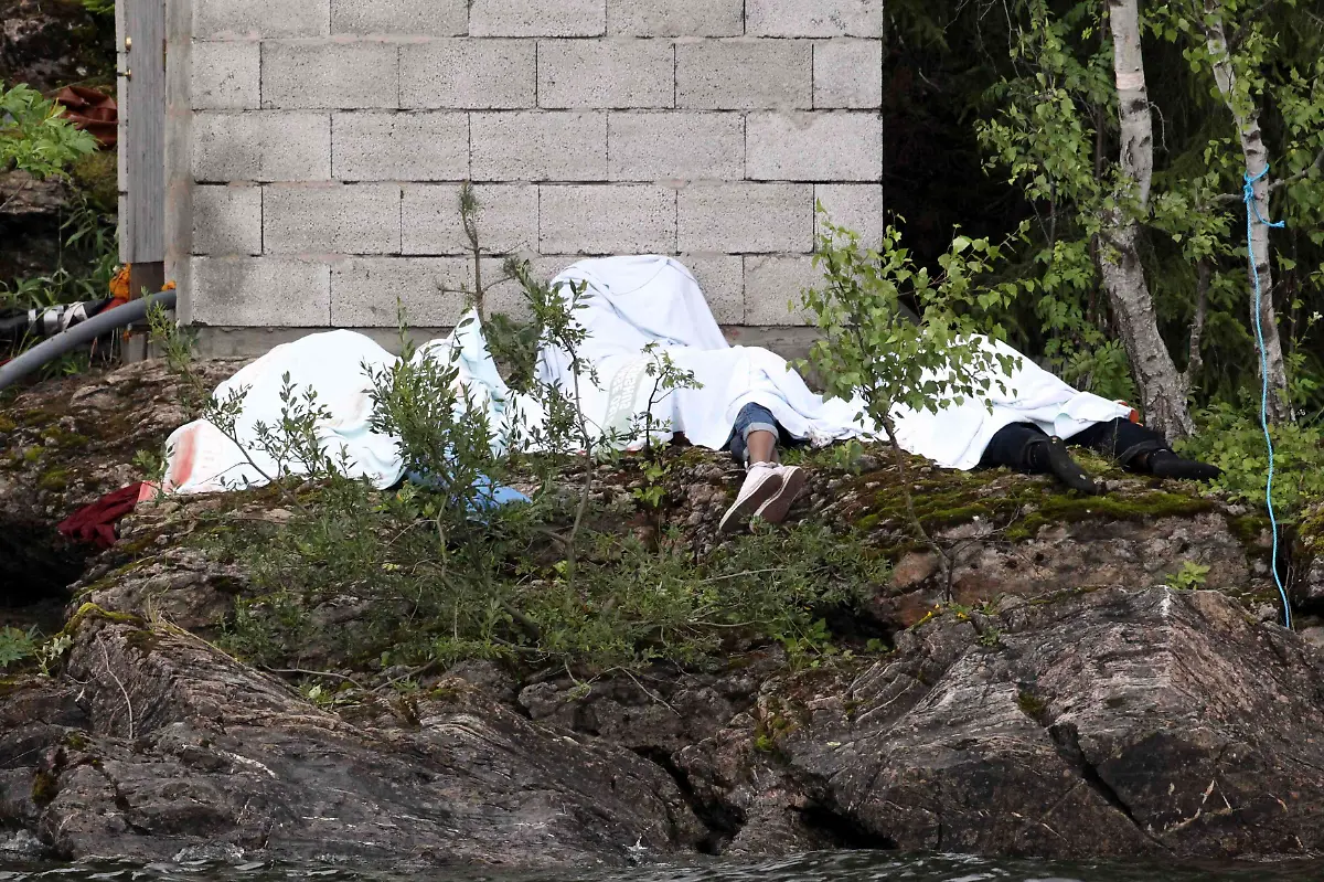 2011-07-23T123459Z-01-RSS03-RTRMDNP-3-NORWAY-JPG5358050396484233404