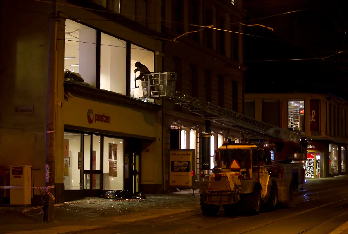 1311382334-jpg7363766708752201307