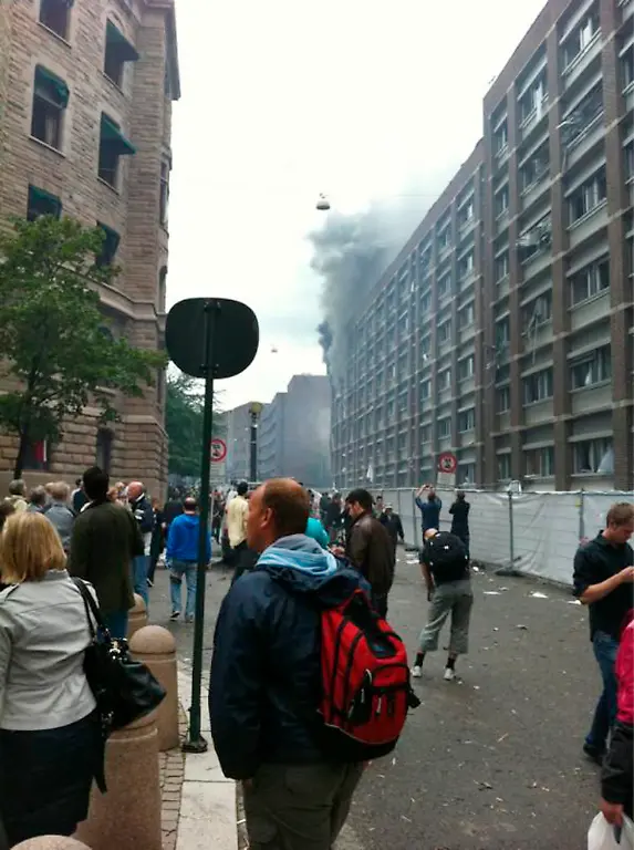 1311353027-jpg6568345587680251140