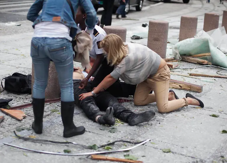 1311351103-jpg6517727757852973632