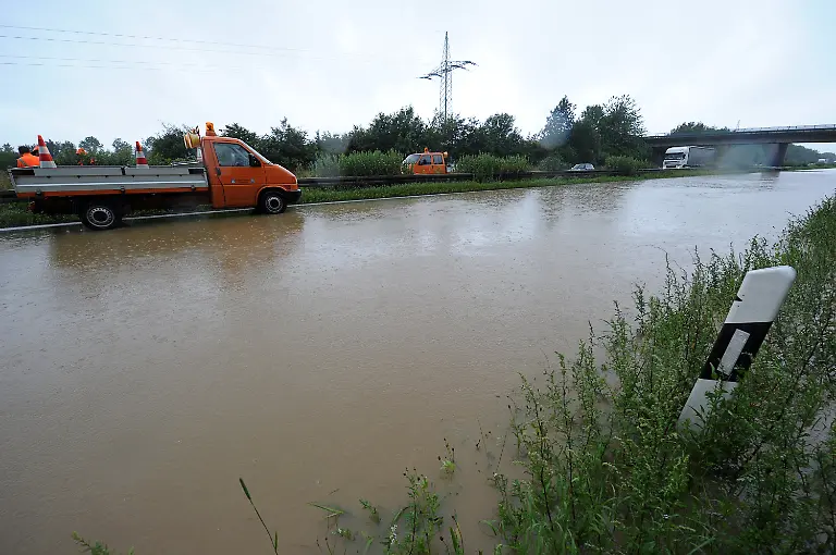 2z4y2749-jpg4564389860709671626