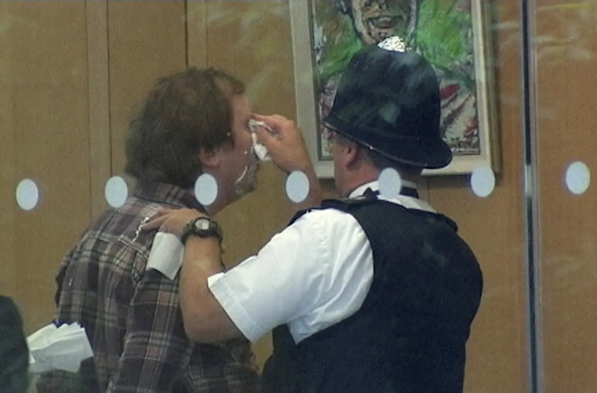 2011-07-19T175546Z-01-LON715-RTRMDNP-3-NEWSCORP-JPG1955629951809473020