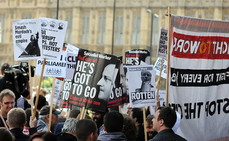 2z4f3431-jpg1274495215351684082