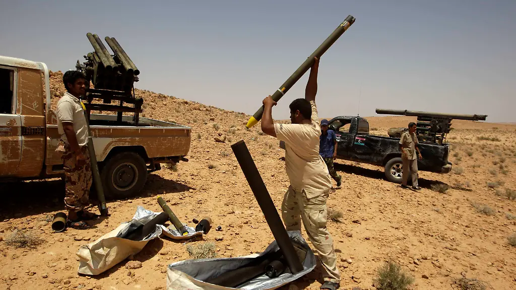 2011-07-16T153721Z-01-AWA10-RTRMDNP-3-LIBYA-JPG8421201775752194232