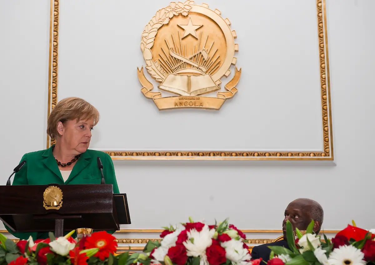 DI10013-20110715-jpg1952585447777649054