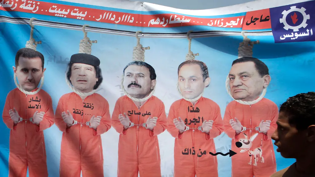 2011-07-15T122604Z-01-CAI102-RTRMDNP-3-EGYPT-JPG7124890220613446205