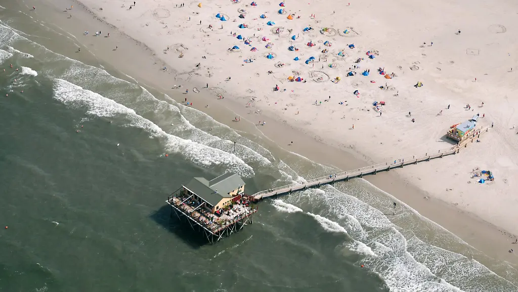 Pfahlbauten-st-peter-ording