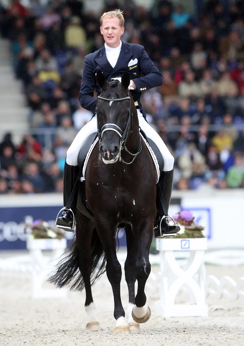 DI10404-20110714-jpg327185538758512329