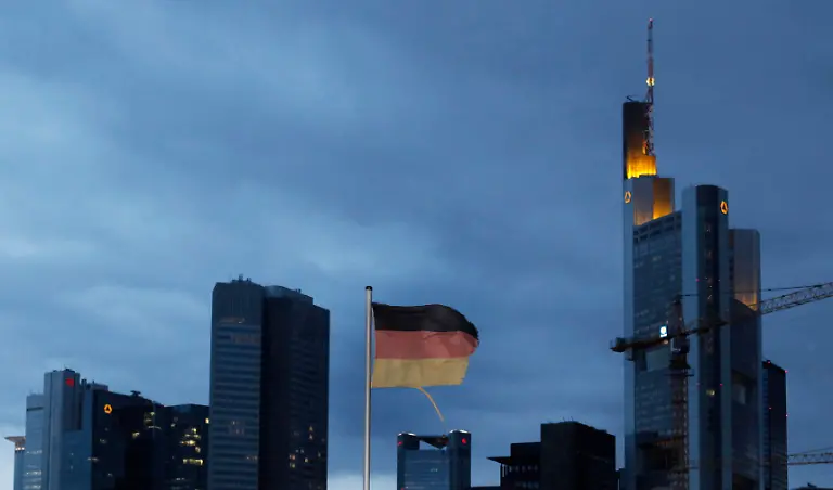 DI20715-20110714-jpg8351149448200742300