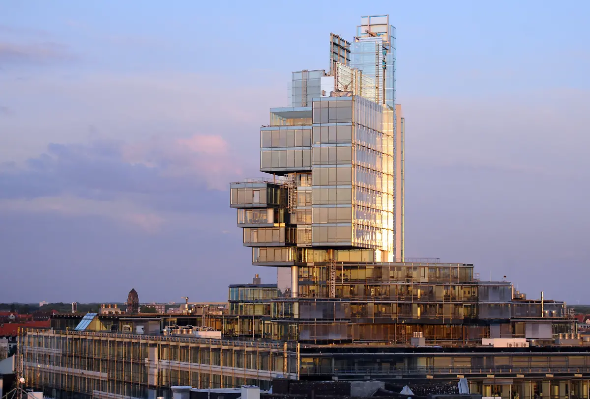 2z0z1606-jpg7295346365806601738