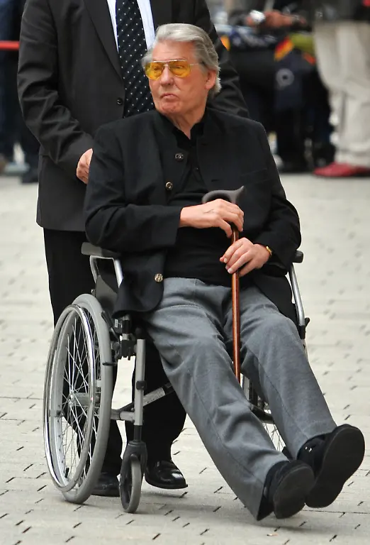 2z121952-jpg9121082458545279931