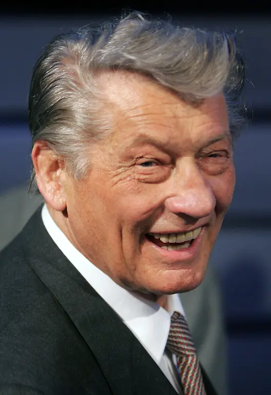 DI10196-20110714-jpg2198047571552368060