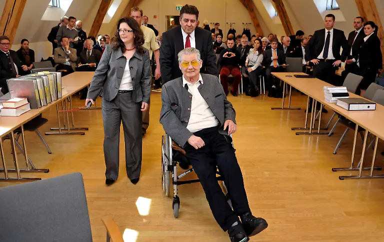 1310646140-jpg1391319456059487785