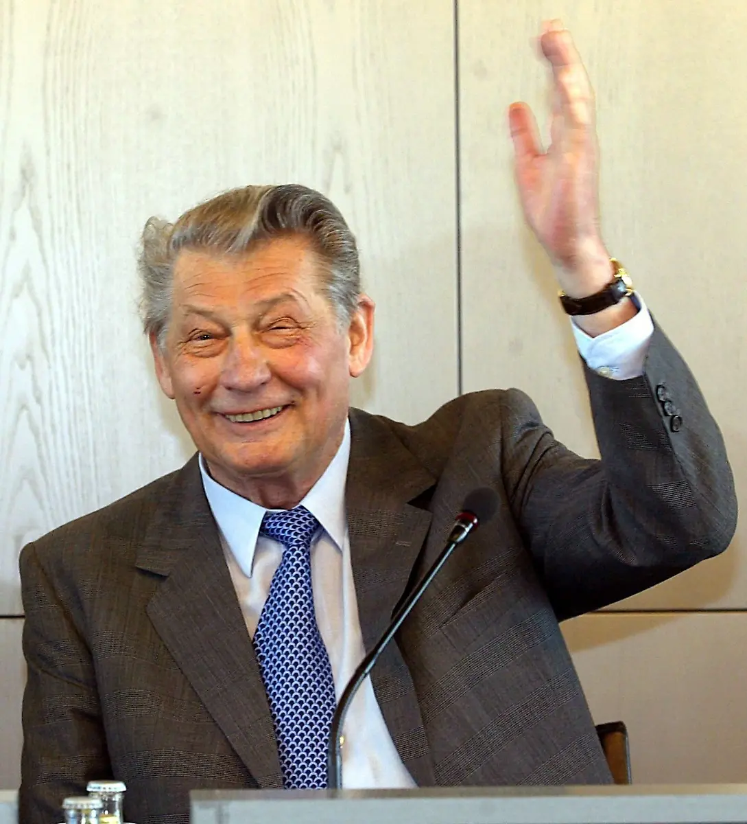 2z112728-jpg626401032726665521