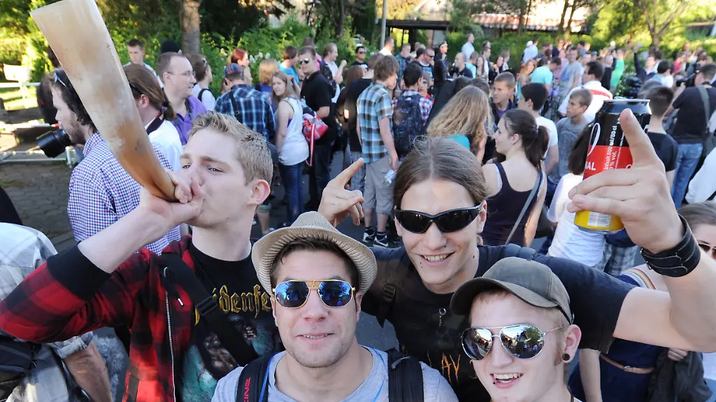 2yzp2606-jpg5700686312155835077