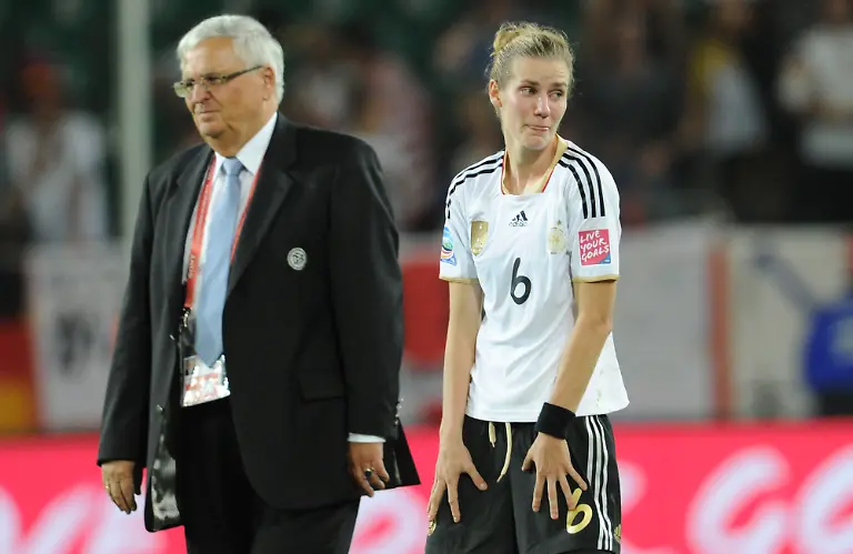 DI10666-20110709-jpg2649048578368126435