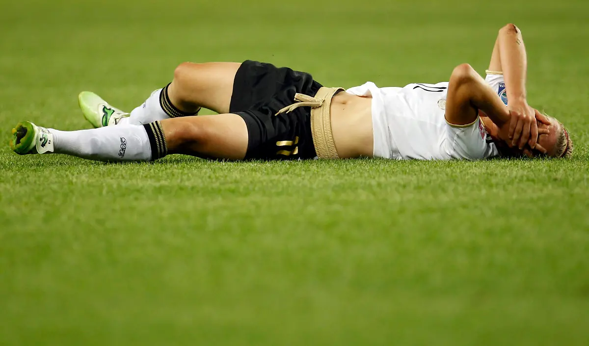 2011-07-09T212339Z-01-MDA61-RTRMDNP-3-SOCCER-WOMAN-WORLD-JPG1267269083789163959