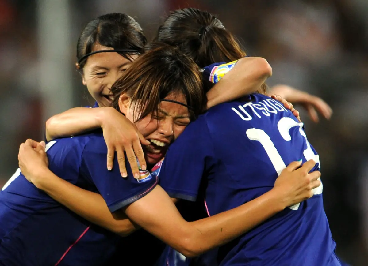 DI10660-20110709-jpg3115979367492562565