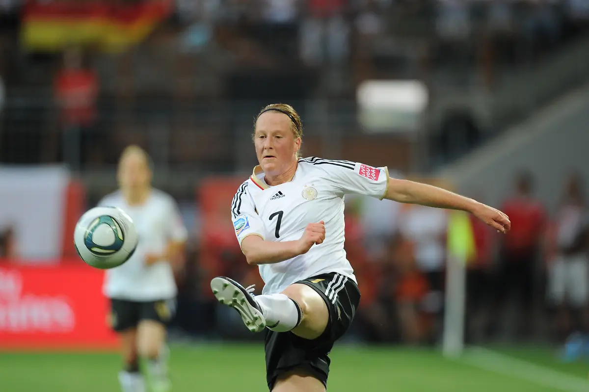 1310240025-jpg367871430575288557