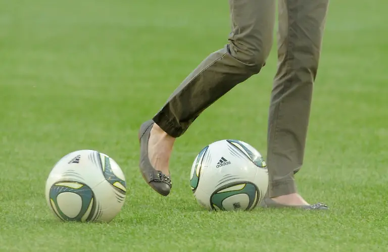 1310236461-jpg48120095359208532