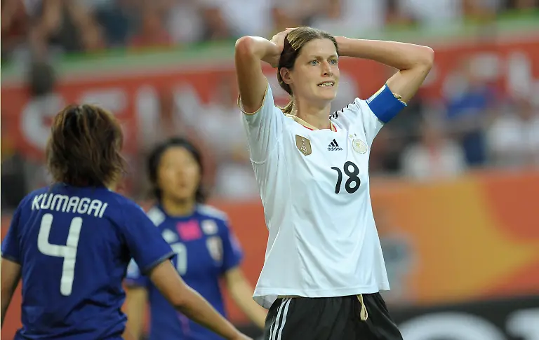 2yxx2113-jpg5785001653918835018