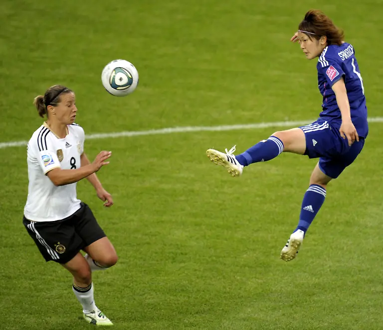 DI10495-20110709-jpg6416382098420646789