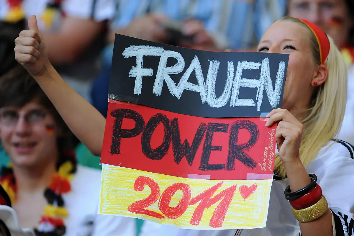 DI10459-20110709-jpg7670089765269744229